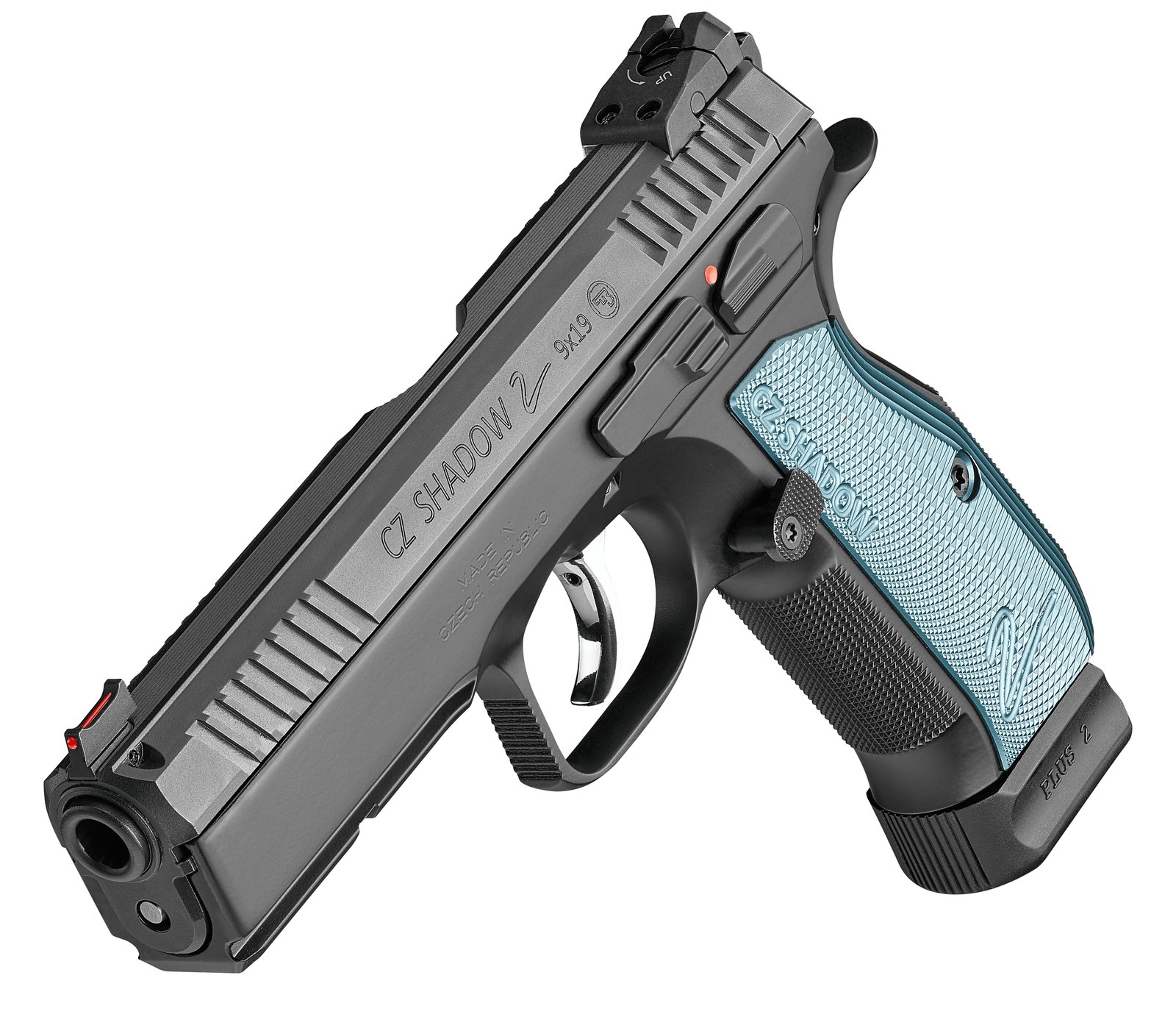 CZ Shadow 2 vue de trois quarts avant, puits de chargeur évasé et détente réglable